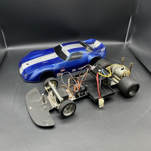 Auto radiocomandata elettrica
