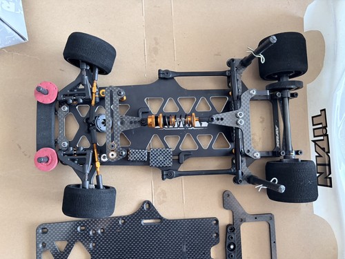 Xray x12 pancar 2018 - 1/12,
